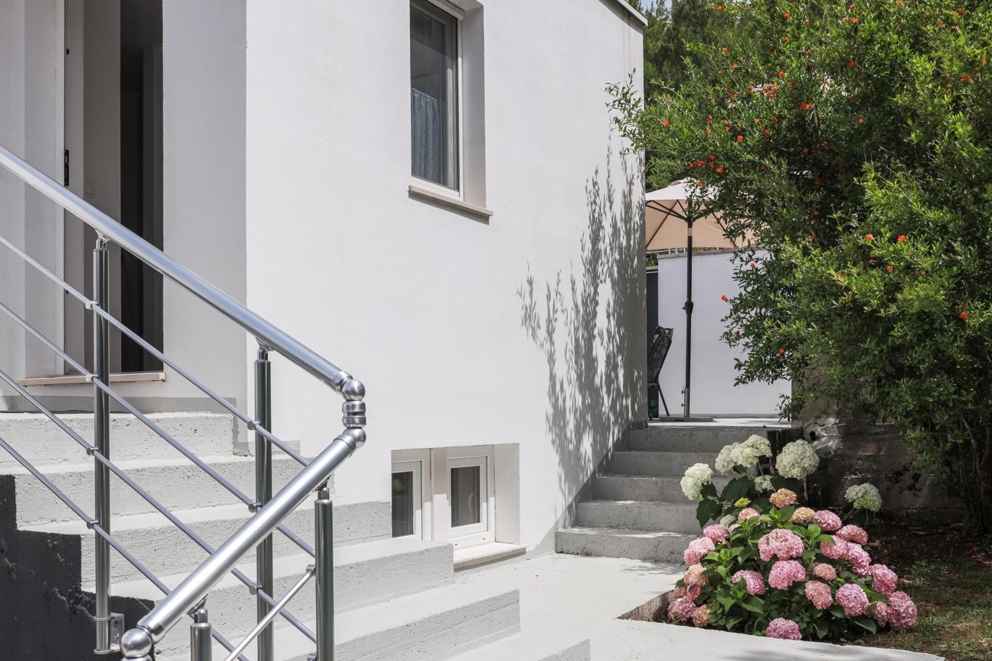 Lucija With Swimming Pool Holiday home *
