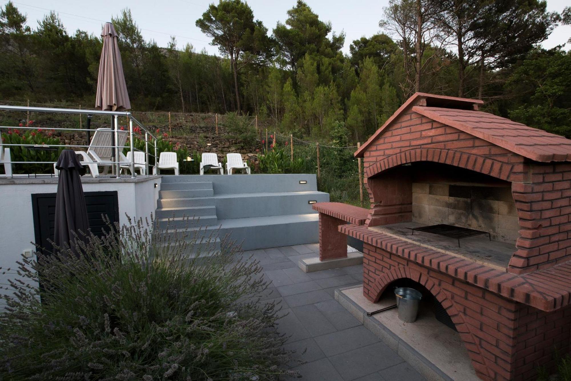 Holiday home Lucija With Swimming Pool *