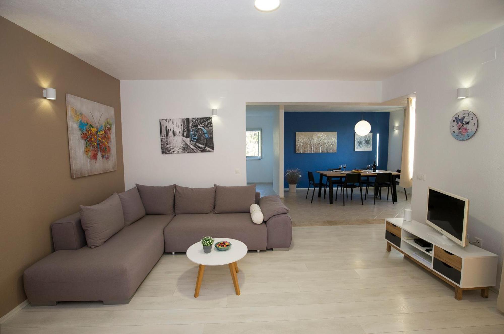 Holiday home Lucija With Swimming Pool *